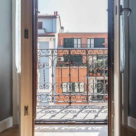 Italianway - Rosmini 13 B Milan