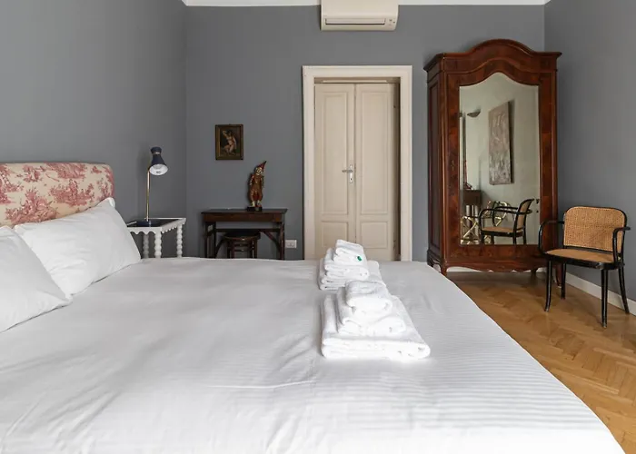 Italianway Easy - Rosmini 13 B Apartment *